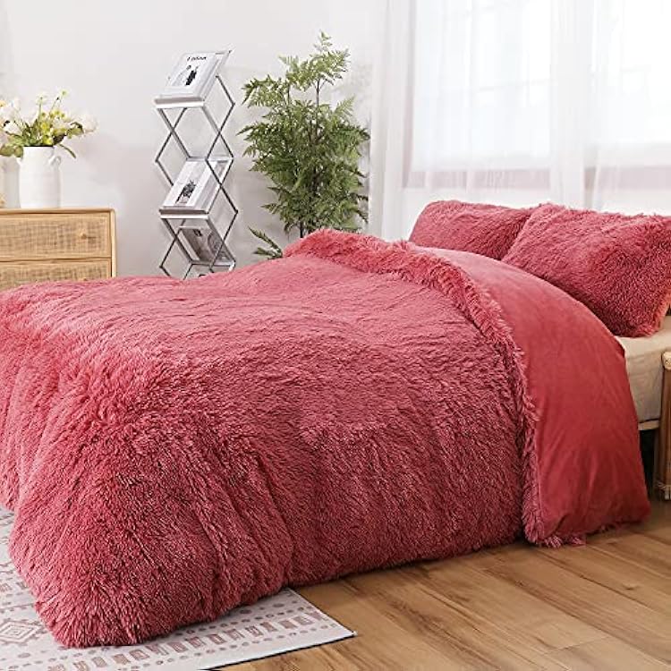 Wemore Velvet Faux Fur Duvet Cover Set, Shaggy Ultra-Soft Fuzzy Microfiber Crystal Velvet Bedding Set 3 Pieces 1xDuvet Cover, 2xPillowcases, Zipper Closure, Queen Size Peach Pink