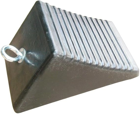 Shop Tuff STF-854RCHI Rubber Wheel Chock with Eyebolt
