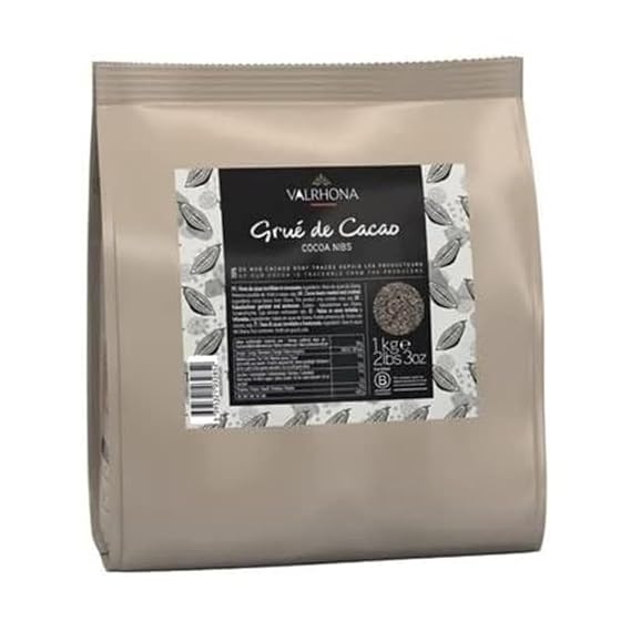 Valrhona Grue De Cacao Cocoa Nibs. Roasted Cocoa Beans Add Crunchy Texture and Visual Appeal. Sprinkle Over Desserts Or Fold Into Cookies or Ice Cream. Strong Chocolate Flavor. 1kg (1 Bag)