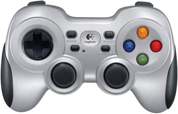 Logitech Gamepad F710。