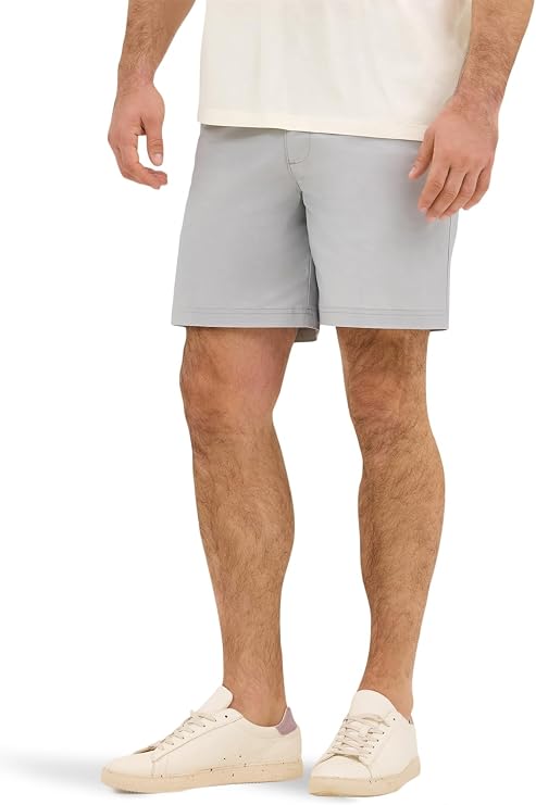 Lee Men's Extreme Motion 7" Flat Front Short