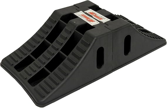 Extreme Max 5800.5852 Heavy-Duty Interlocking Wheel Chock for Tandem Axle Trailers and RVs - 9.2" x 8.2" x 4.7", Pair