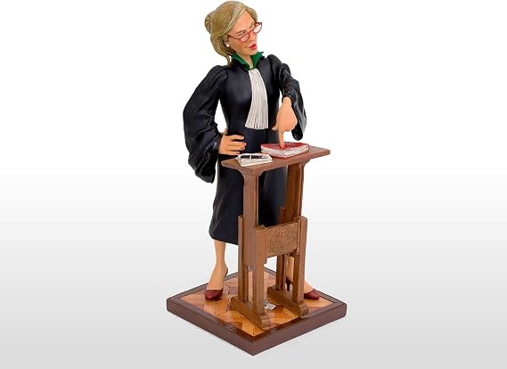 Lady Lawyer Guillermo Forchino Figurine