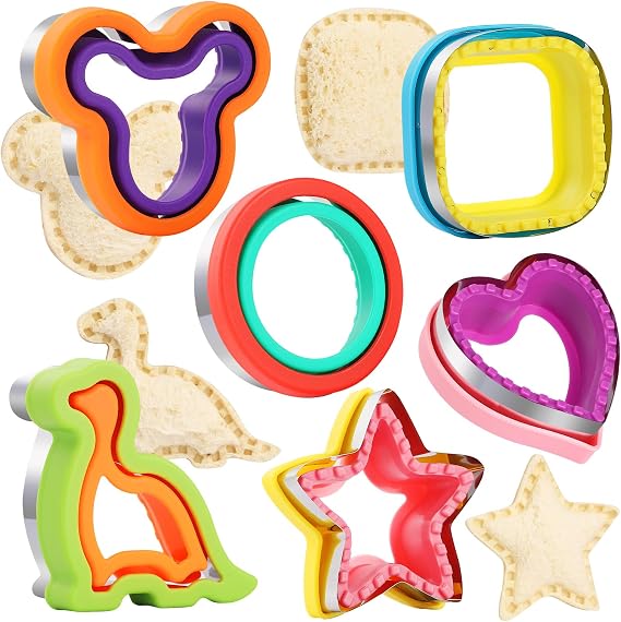 NEW LIVE 6 Pack Sandwich Cutters Cookie Cutters Sandwich Maker Bread Maker