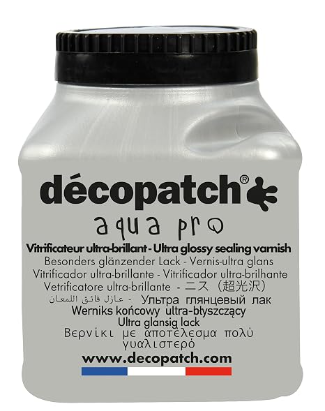Decopatch - Ref VAUB180AO - Aqua Pro Ultra Glossy Sealing Water-Based Varnish - Glossy Finish - Can Protect Mache Item from Heat, Moisture & Detergents - 180ml Bottle