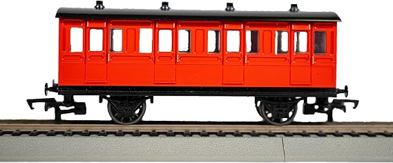 Bachmann Industries Thomas & Friends - RED COACH - HO Scale, Medium