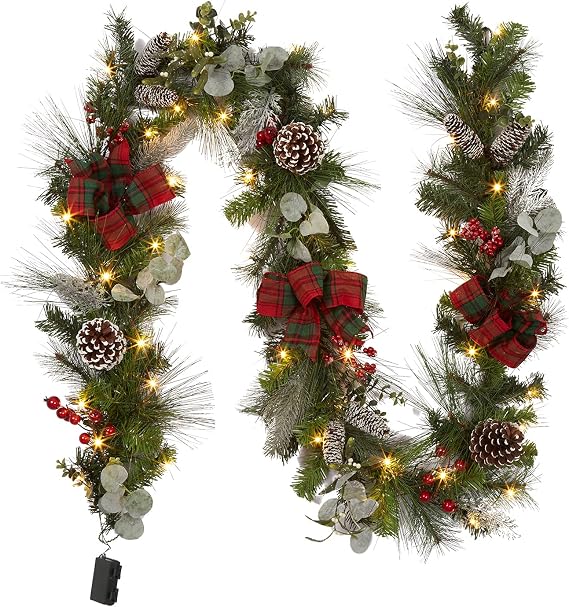 Fashionwu 9ft Christmas Garland with Lights, Christmas Battery Powered Artificial Vine with Classic Green and Red Decoration, Pre-Lighted Christmas Garland for Christmas Staircase Fireplace