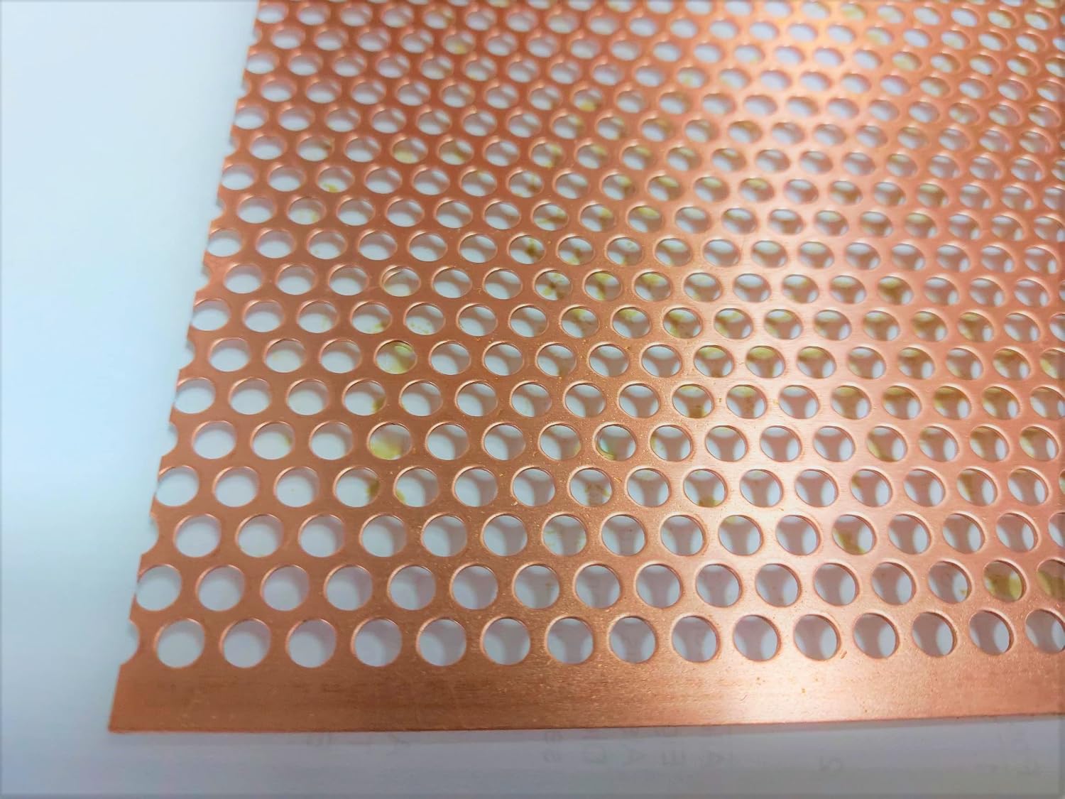 B&T Metall Perforated Sheet Copper 0.7 mm Rv 5-7 Cut