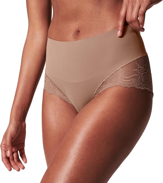 SPANX SPANXsmooth Undie-tectable Lace Hi-Hipster - Comfortable Core Control - Lace Shapewear - No Visible Panty Lines