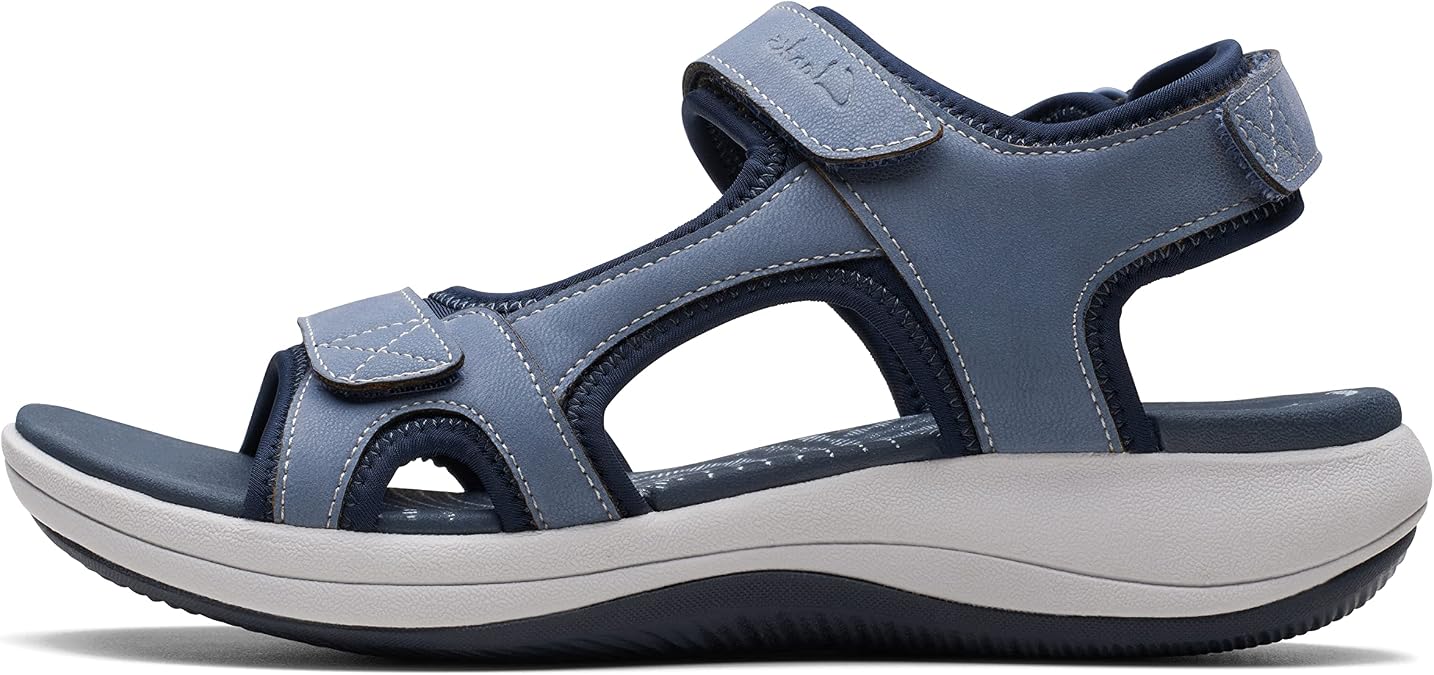 Clarks Women's Mira Bay Flat Sandals