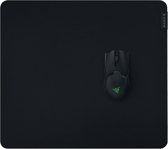 Razer Gigantus V2 Büyük - Hız ve Kontrol için Yumuşak Büyük Oyun Fare Altlığı (Kaymaz Kauçuk, Dokulu Mikro Dokuma Kumaş, 45 x 40 x 0,3 cm) Siyah
