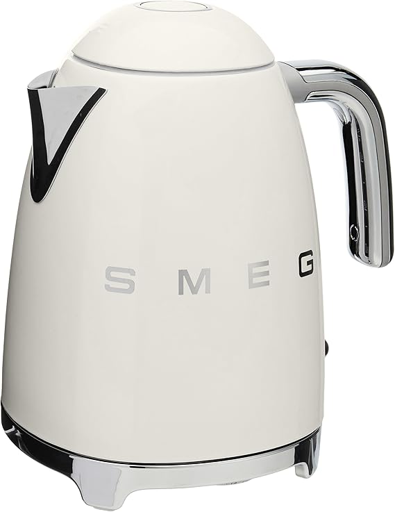 Smeg 1.7-Liter Kettle-Cream by Smeg