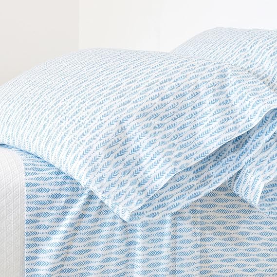 Pine Cone Hill Feather Ogee French Blue Graphic Cotton Sheet Set, Twin