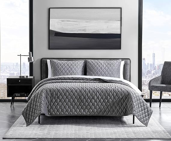 Vera Wang - Queen Quilt Set, Super Soft Bedding Set with Matching Shams, Modern Room Essentials (Diamond Velvet Charcoal Grey, Queen)